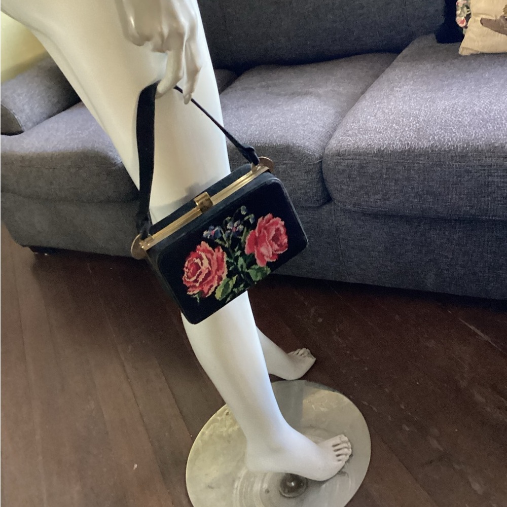 Vintage roses needlepoint box purse